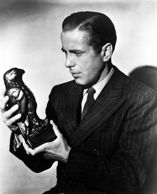 The Maltese Falcon - Uma história de intriga e ganância em San Francisco com Humphrey Bogart!